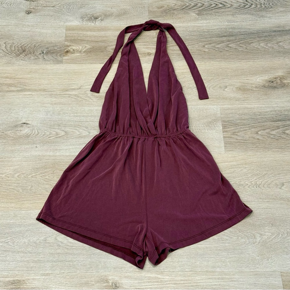 El Bloom Romper Plum Tie Neck